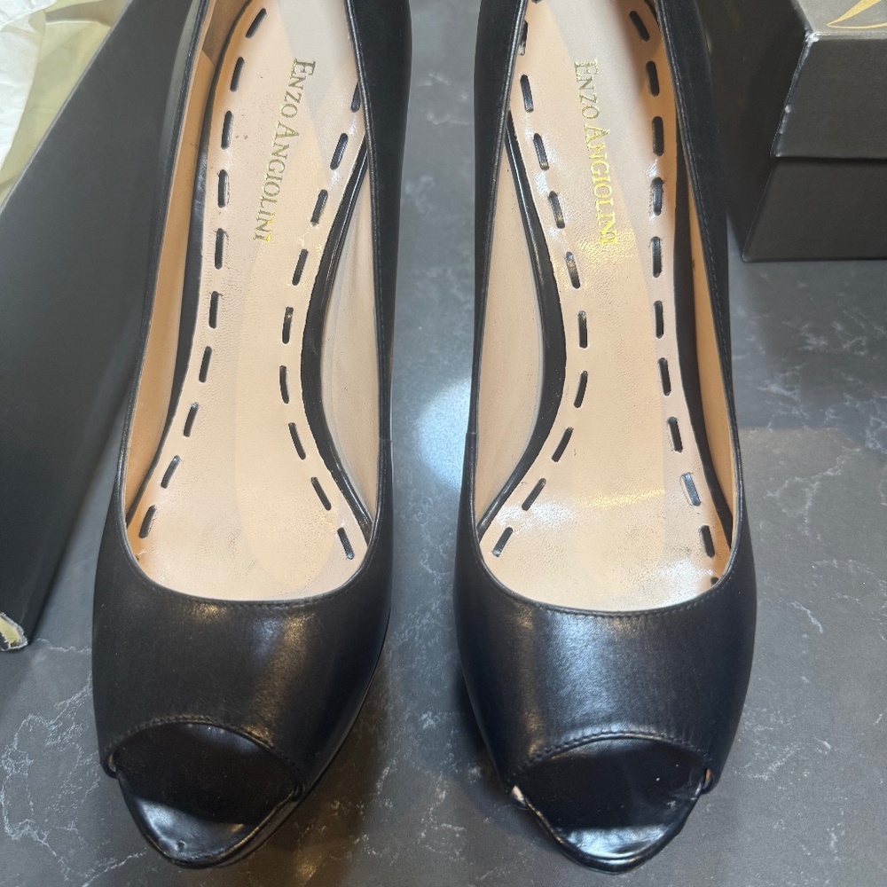 SULLY Black Leather Peep Toe Heal Enzo Angiolini 7.5